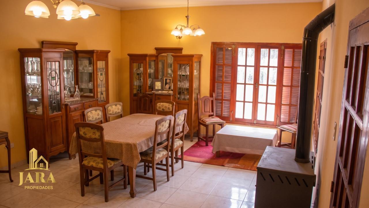 Foto de Venta casa con amplio parque y piscina en Tolosa, imagen 3
