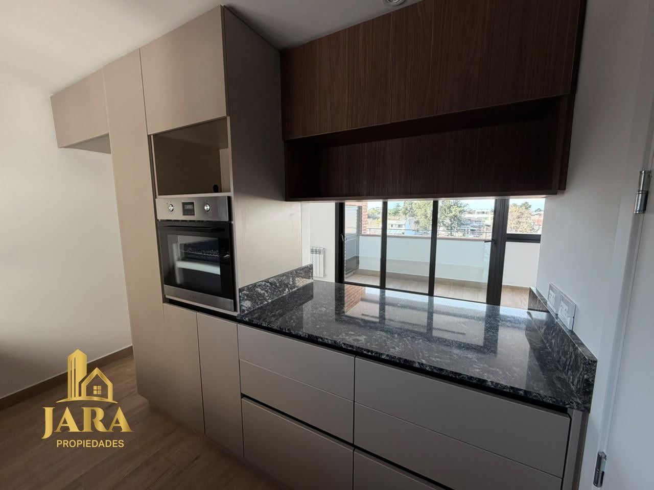 Foto de VENTA DEPTO 4 AMB A ESTRENAR EN QUILMES CENTRO, BALCON, PARRILLA Y AC, imagen 4
