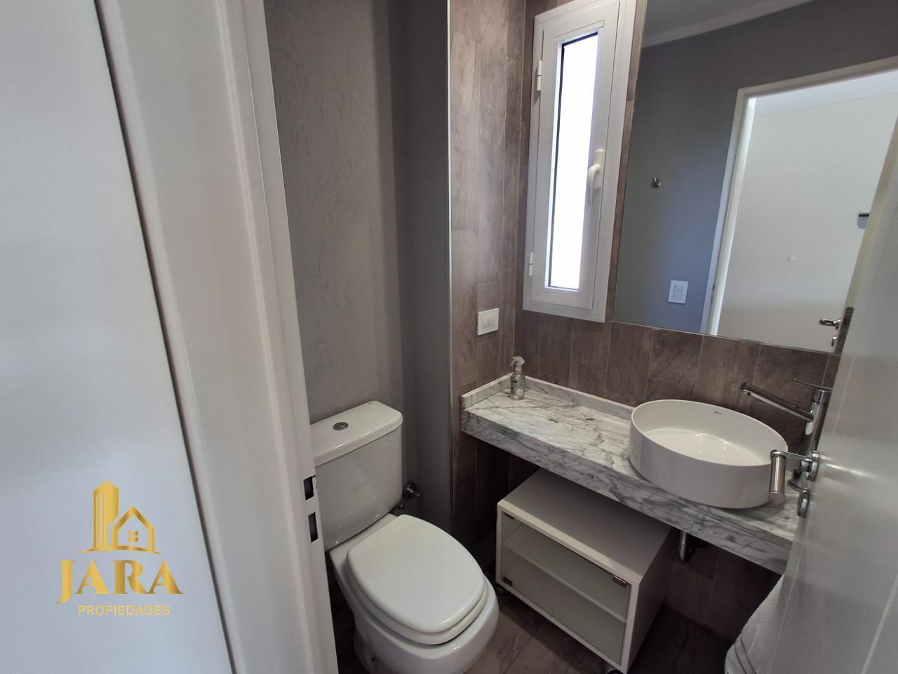Foto de VENTA Y ALQUILER DEPARTAMENTO 3AMB FULL AMUEBLADO - QUILMES CENTRO, imagen 2