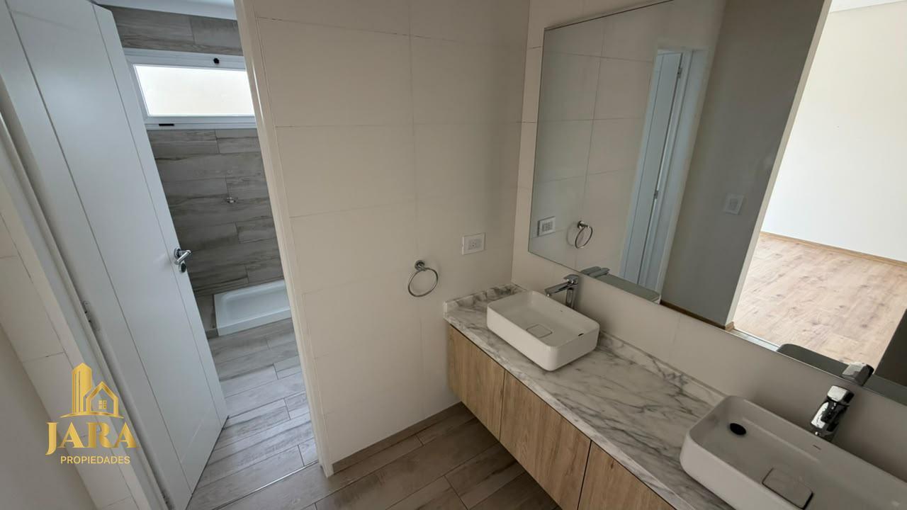 Foto de Alquiler Departamento 4 Ambientes MACONDA CONDOMINIO, Don Bosco, imagen 4