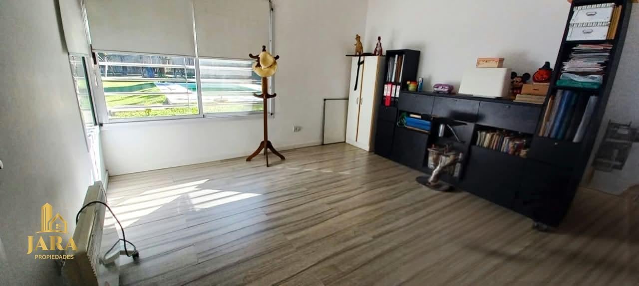 Foto de VENTA CASA 5 amb 1166m², GRAN JARDIN, PILETA Y PARRILLA, imagen 4