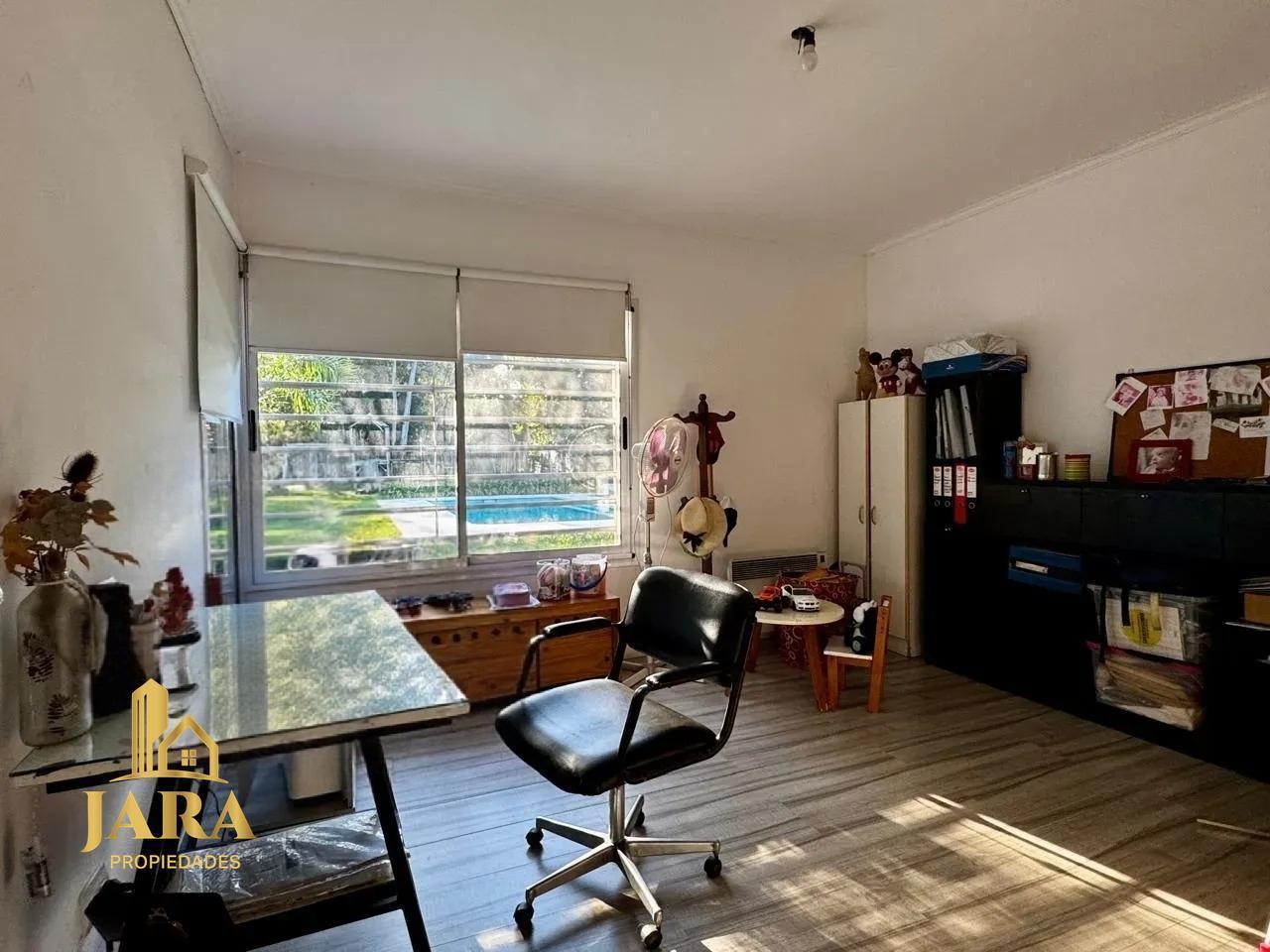 Foto de VENTA CASA 5 amb 1166m², GRAN JARDIN, PILETA Y PARRILLA, imagen 3