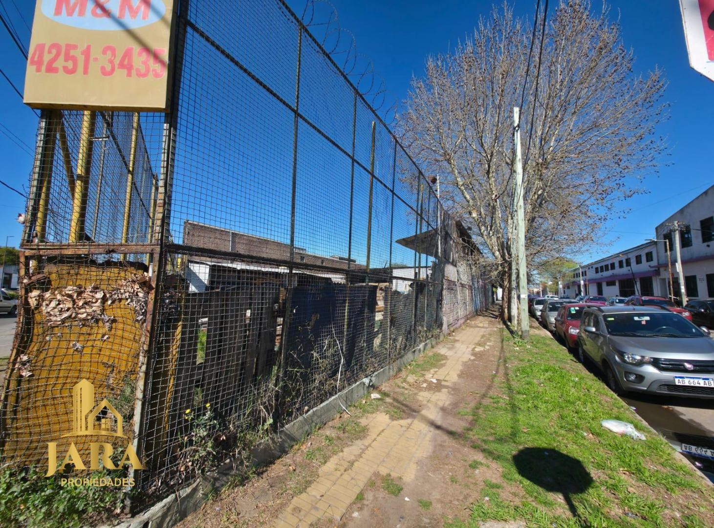 Foto de VENTA EN BLOCK GALPÓN + TERRENOS BERNAL OESTE, imagen 4