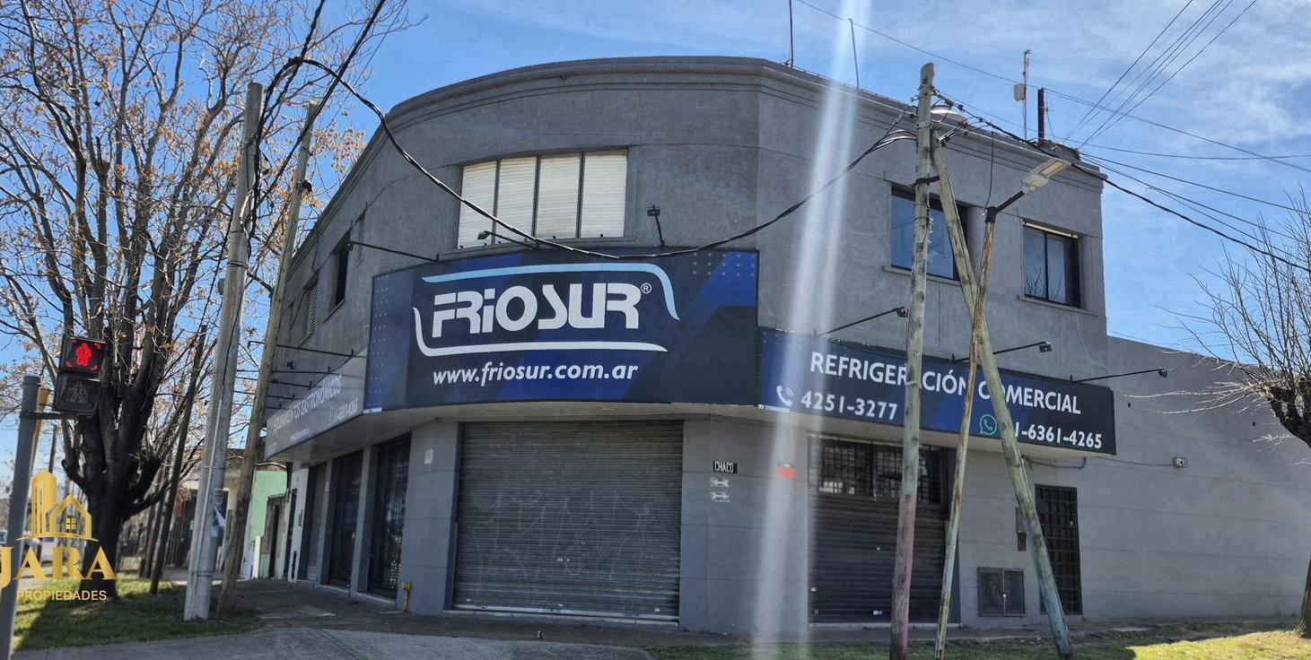 Foto de VENTA LOCAL 365 M2 - 2 PISOS - QUILMES, imagen 2