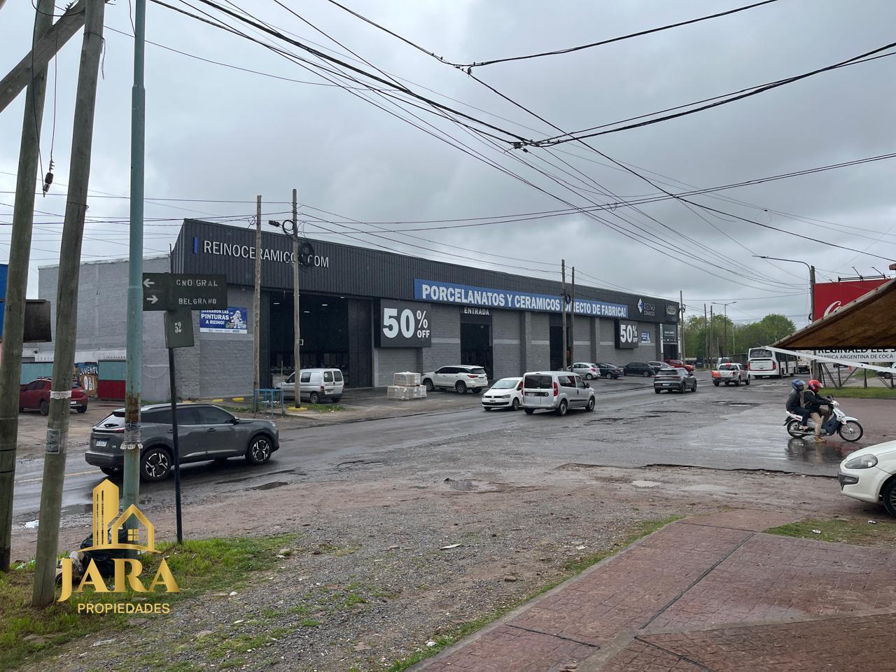 Foto de VENTA NAVE INDUSTRIAL APTO CREDITO EN UBICACION ESTRATEGICA - JUAN M, imagen 2