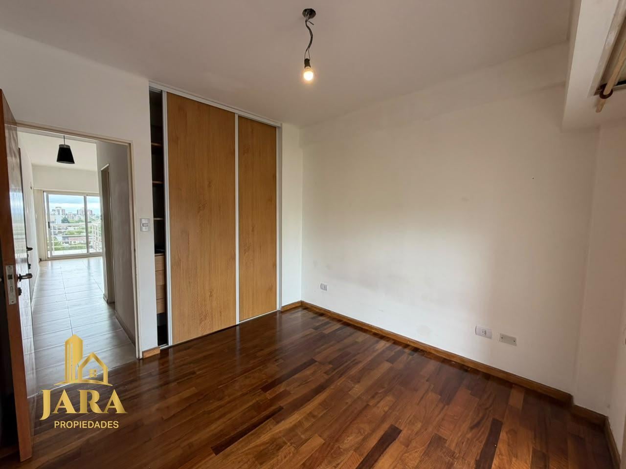 Foto de VENTA Dpto dos ambientes con BALCON DOBLE QUILMES CENTRO, imagen 5