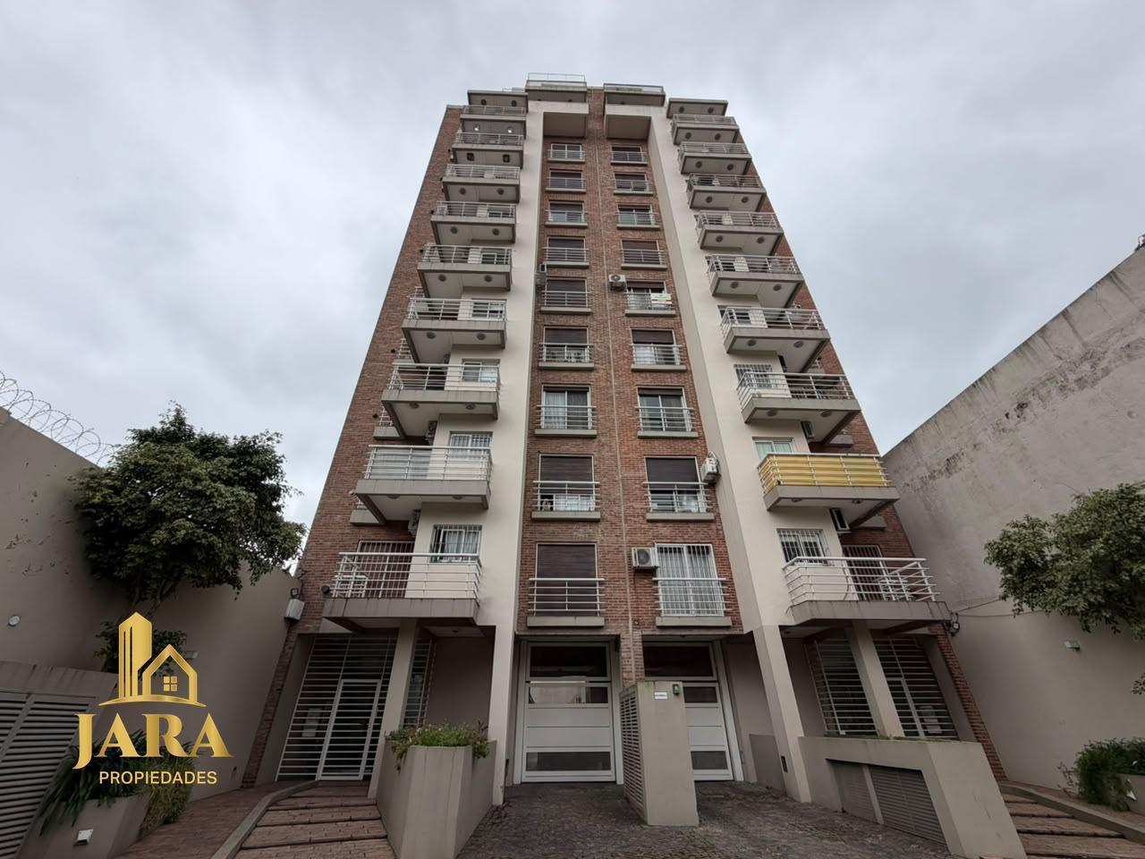 Foto de VENTA Dpto dos ambientes con BALCON DOBLE QUILMES CENTRO, imagen 1