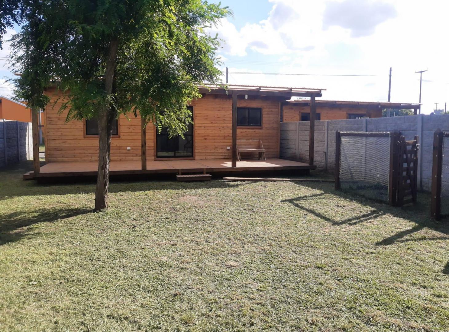 Foto de VENTA CABAÑA 3 AMBIENTES S/ LOTE 300 M2 RANCHOS, imagen 1