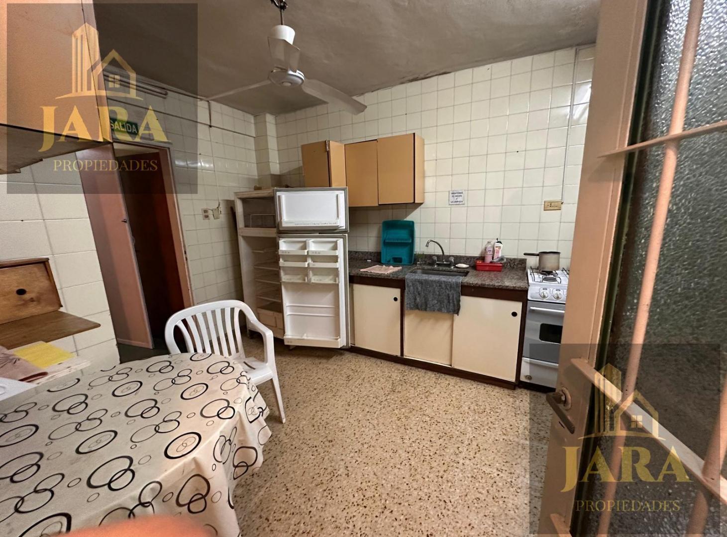 Foto de VENTA y ALQUILER EXCLUSIVO LOCAL COMERCIAL EN BERNAL CENTRO - 250 M2, imagen 5
