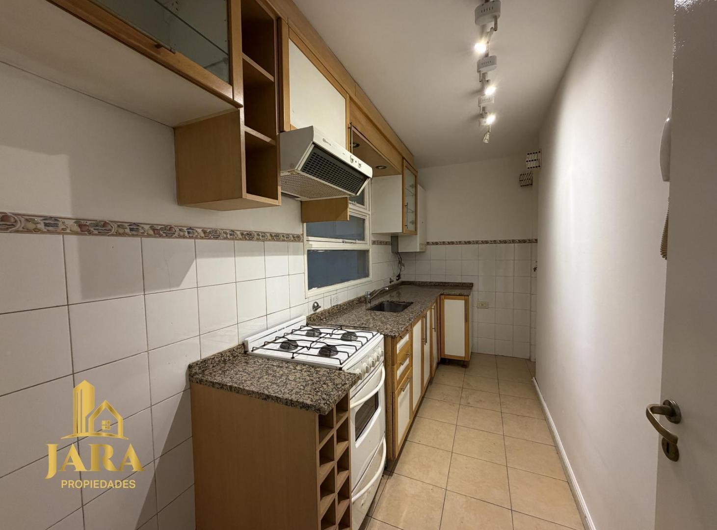 Foto de VENTA DEPTO 2 AMBIENTES CON COCHERA SUBTERRANEA - AVELLANEDA, imagen 4