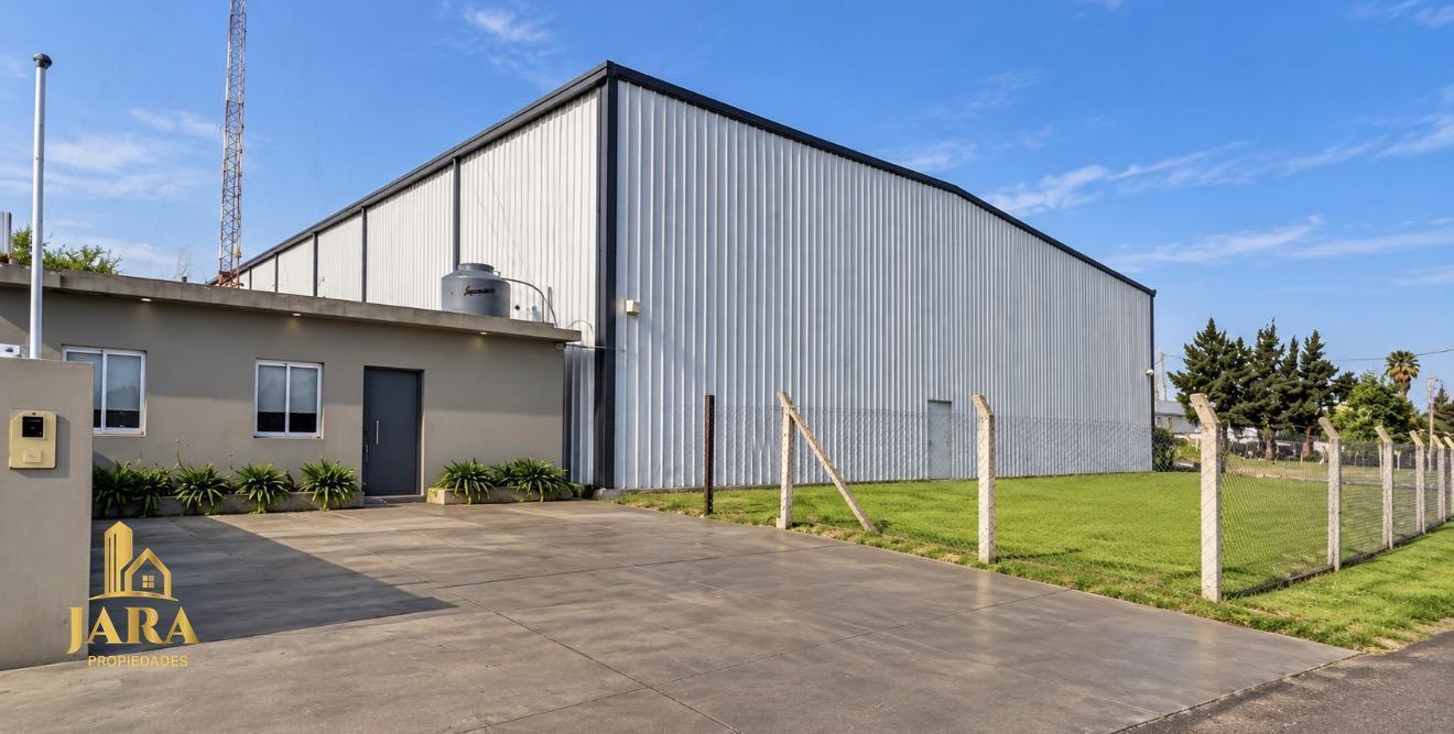 Foto de GALPÓN INDUSTRIAL EN ALQUILER CON OFICINAS – PARQUE INDUSTRIAL HUDSON, imagen 2