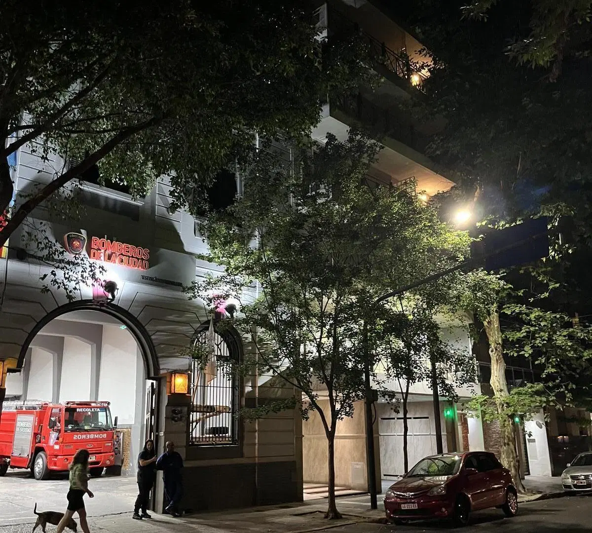 ALQUILER HERMOSO MONOAMBIENTE EN RECOLETA 4
