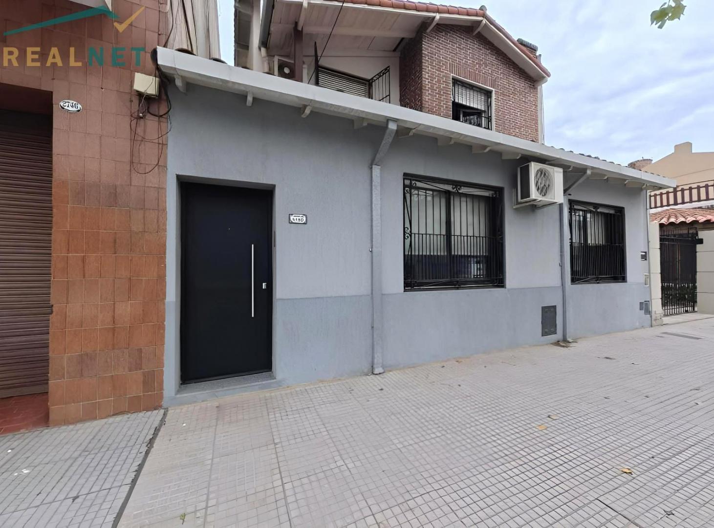 Foto de CASA EN VENTA BARRIO AGRONOMIA - TODO EN UNA PROPIEDAD EQUIVALENTE A, imagen 2