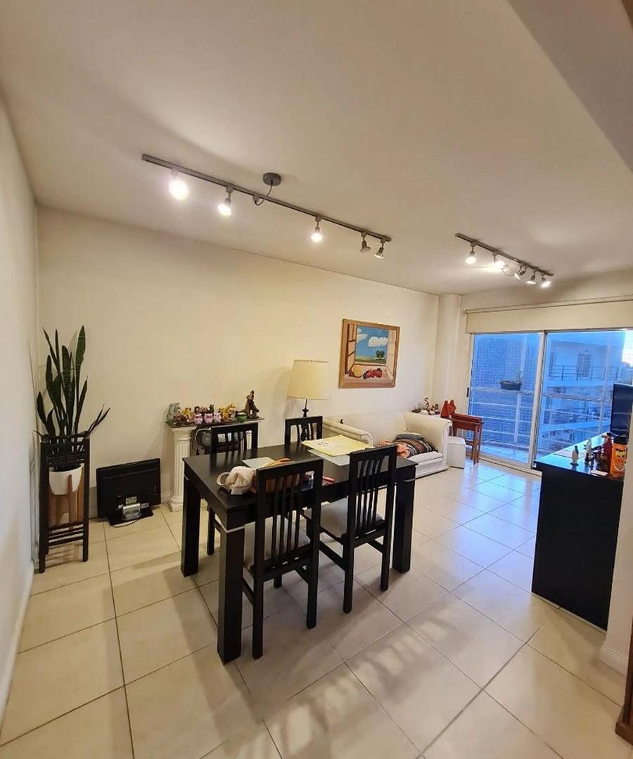 Departamento 3 ambientes en Venta | Liniers | Semipiso con bajas expensas