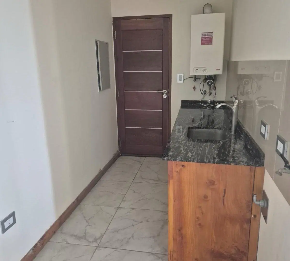 Casa en alquiler en Ayres Plaza 5 ambientes con pileta barrio cerrado 2