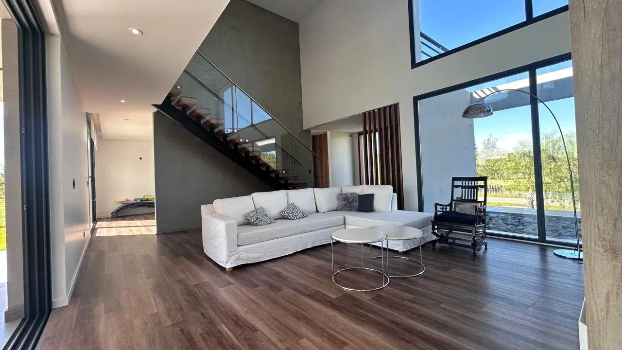 Casa en Chacras de la Reserva 3