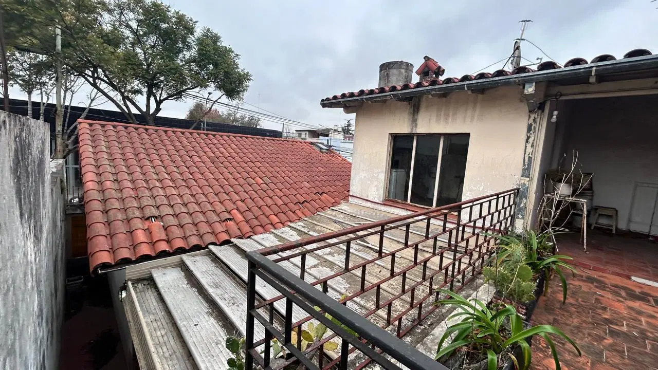 VENTA | CASA EN VICENTE LOPEZ | IDEAL PARA REMODELAR 4