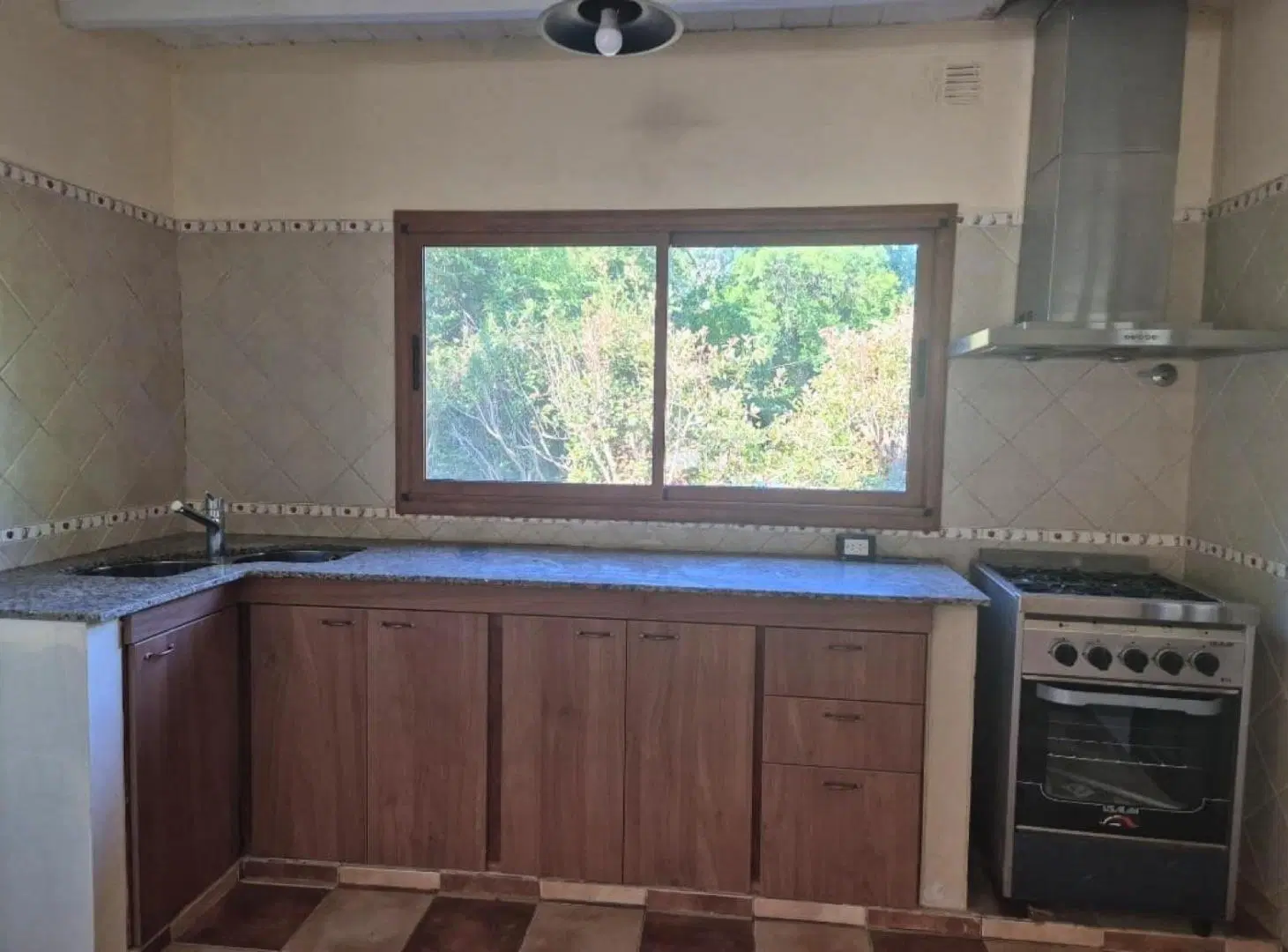Venta Casa Country El Jaguel 3 ambientes 2 baños 3 habitaciones escritorio parrilla golf pileta sum 2