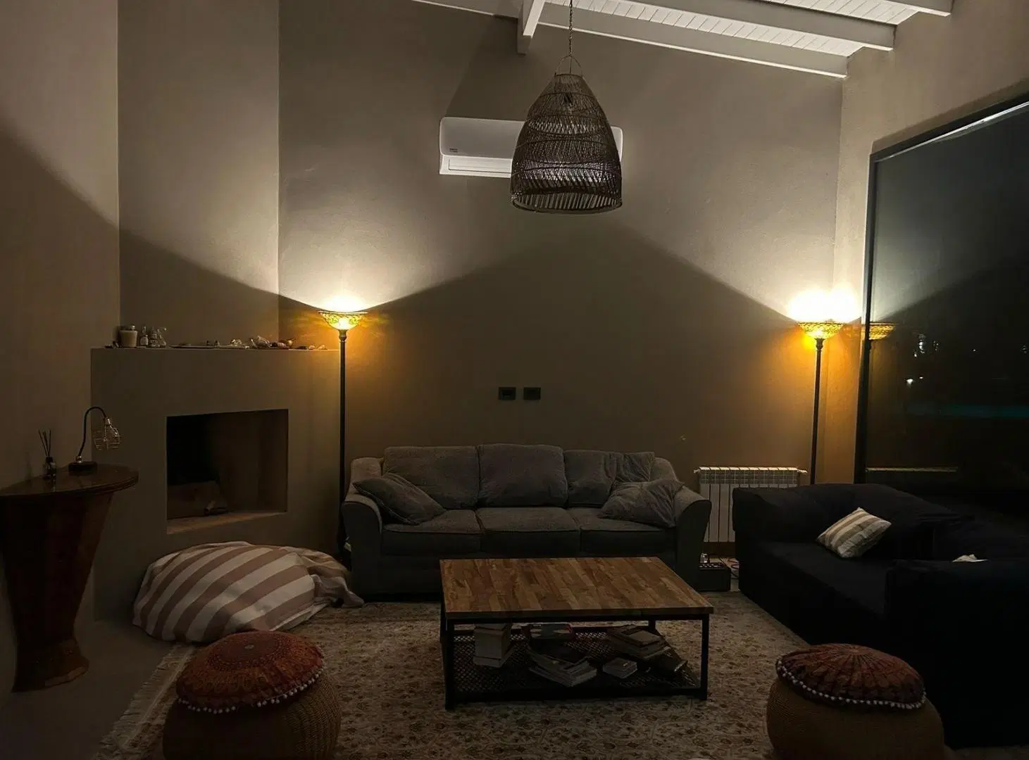 ALQUILER CASA BARRIO PRIVADO SAN SEBASTIAN PARRILLA PILETA 3   1 HABITACIONES 4 AMBIENTES QUINCHO 4