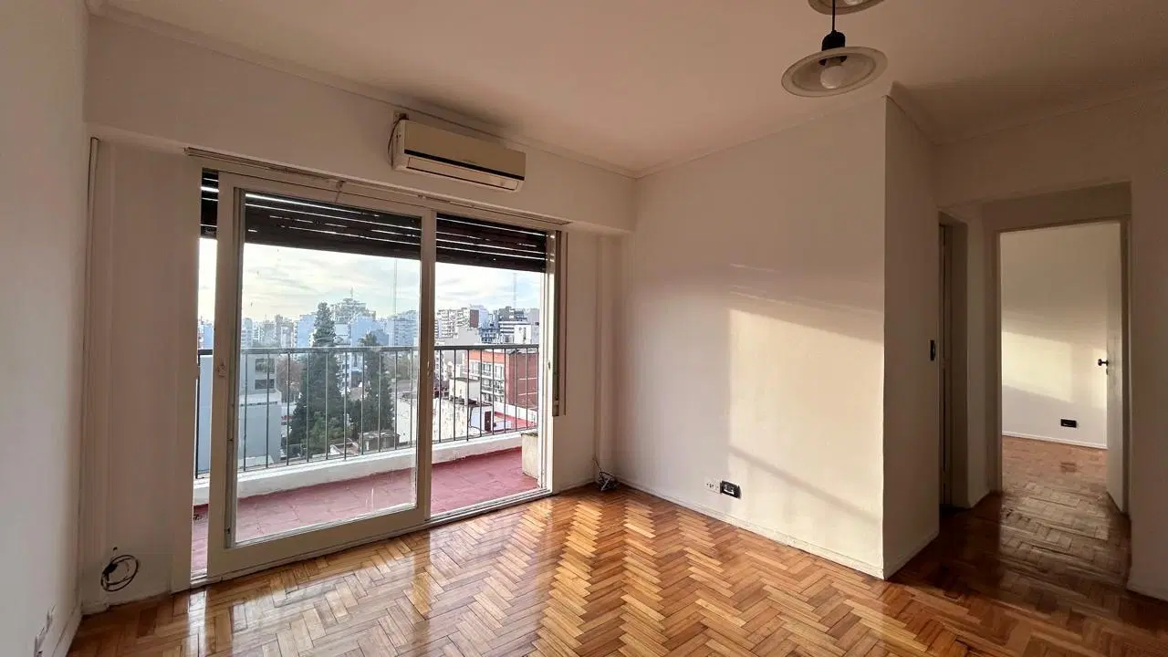 Departamento 2 ambientes | en venta | Flores | Muy luminoso con balcón corrido 5