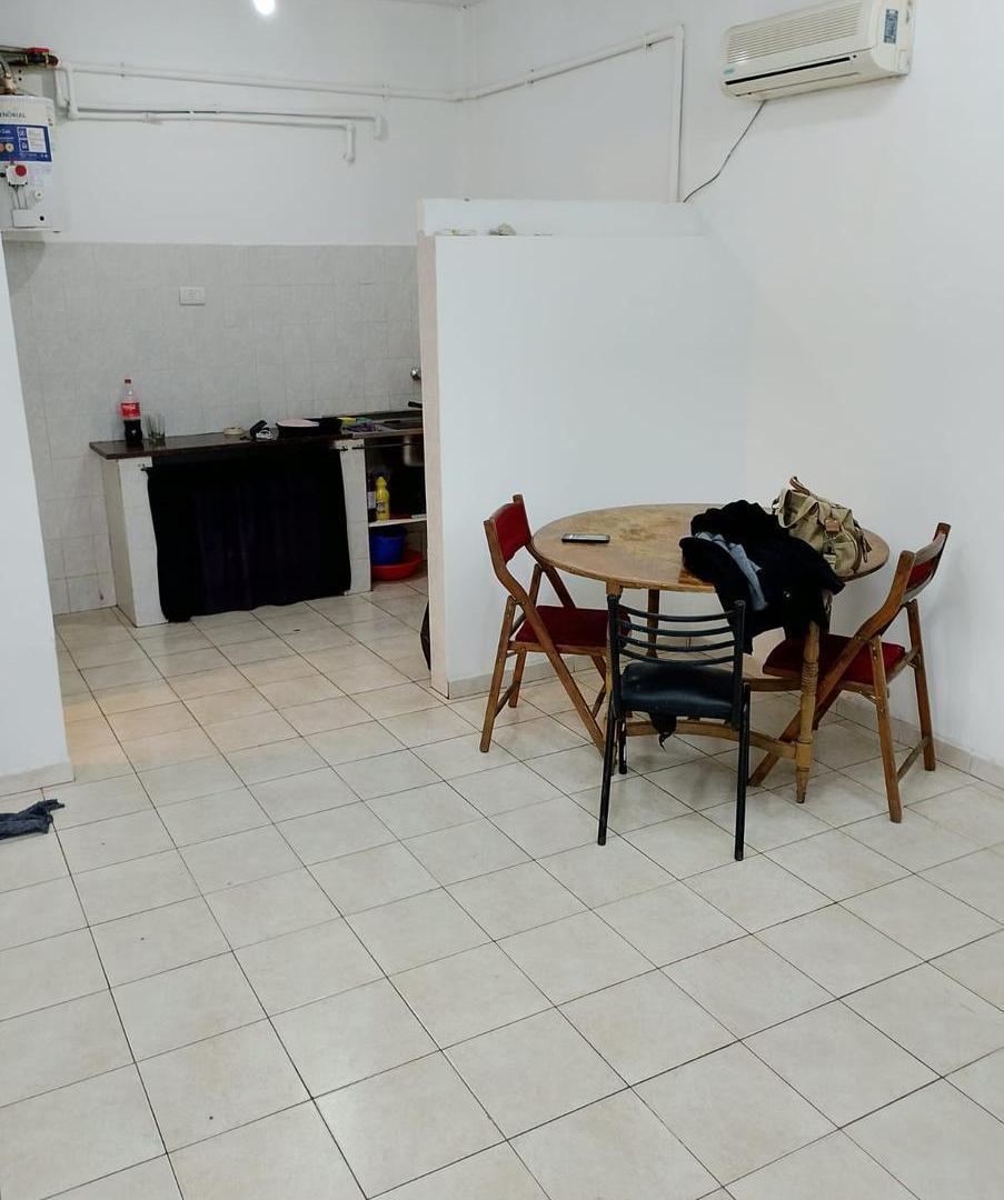 Foto de Casa Multifamiliar con Tres Unidades Funcionales | Ideal para Vivir e, imagen 2