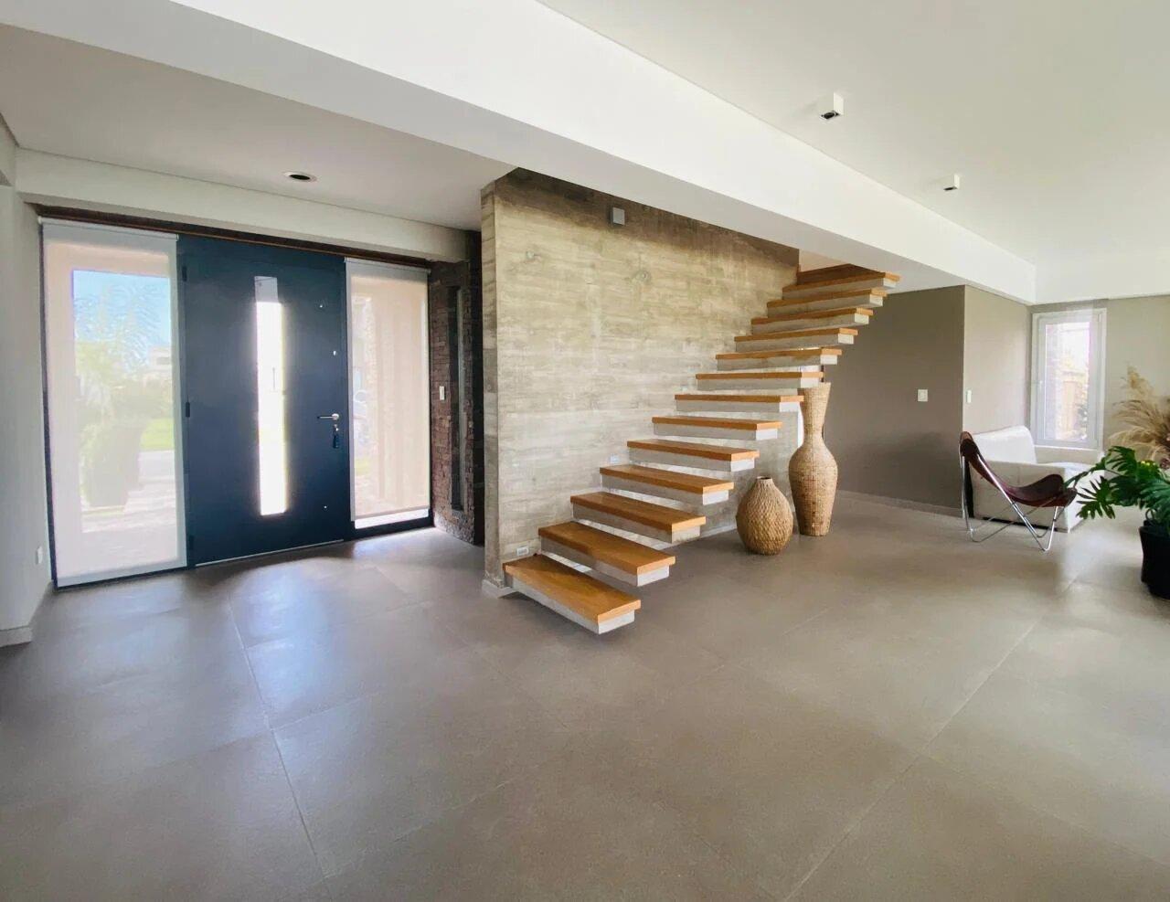 Foto de Casa de 4 dormitorios y 5 baños | en Venta | con Pileta a la Laguna, imagen 5