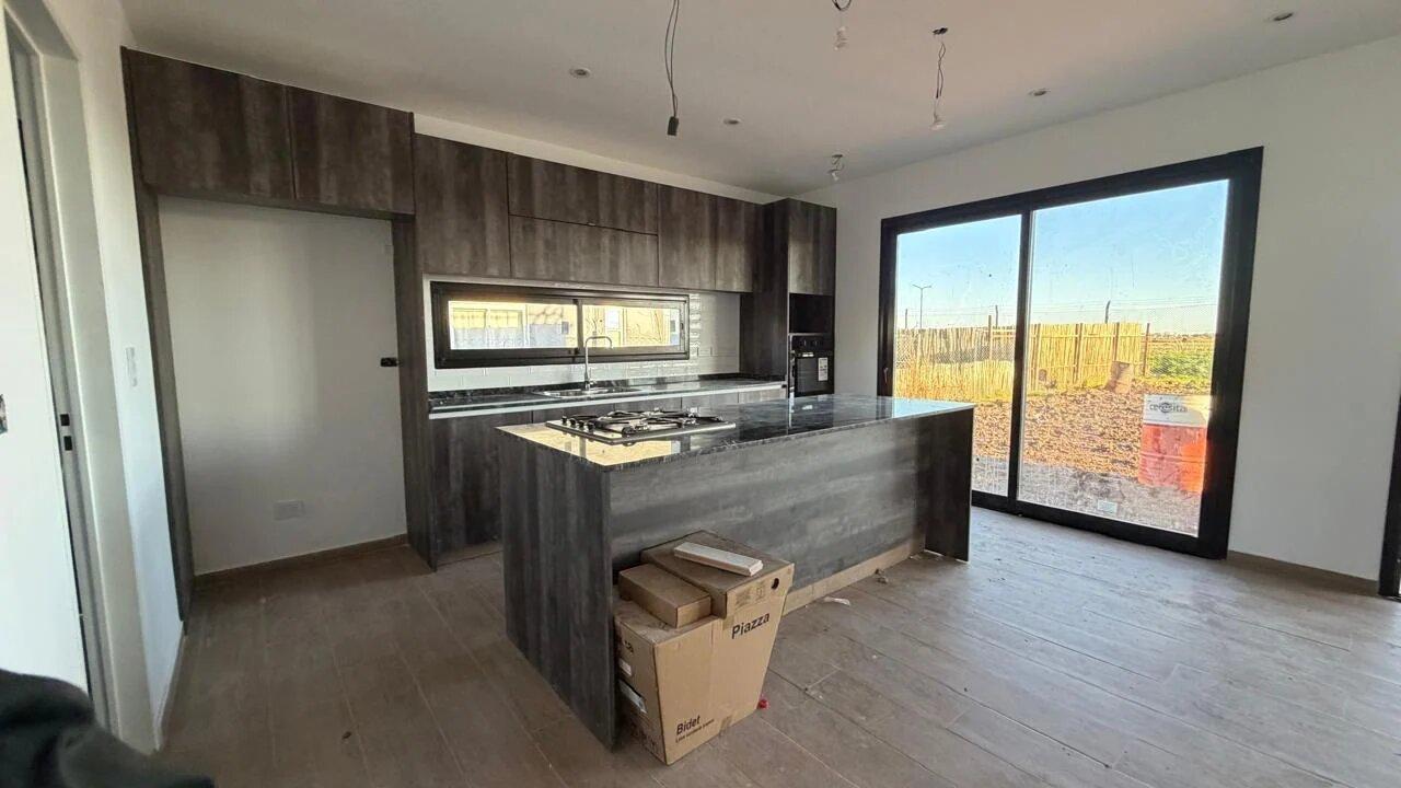 Foto de Casa en San Sebastián a Estrenar | en Venta Área 1 | Jardín con Pileta, imagen 2