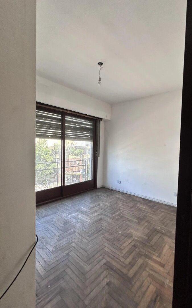 Foto de Departamento 3 ambientes | en Venta | Flores | ideal inversión a, imagen 2