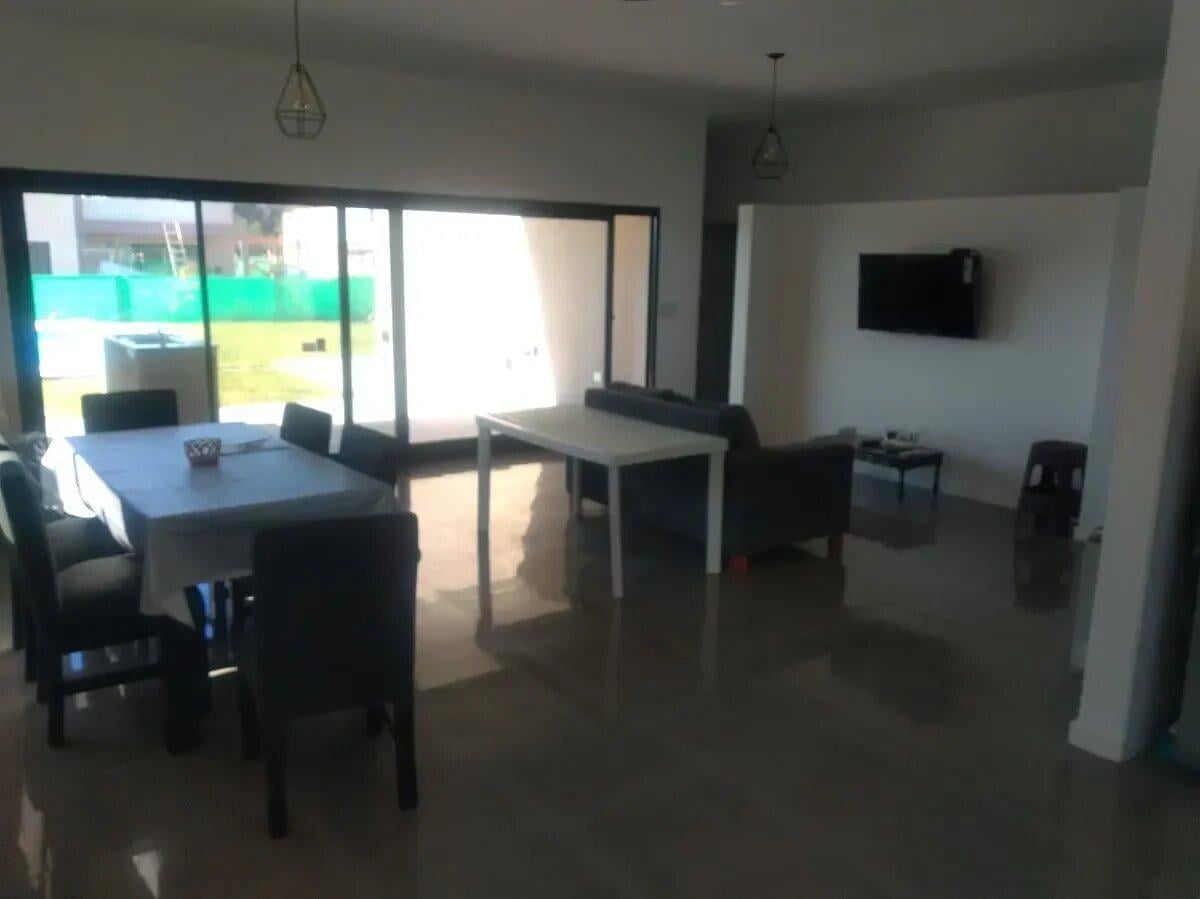 Foto de Casa en Pilar del Este de 4 ambientes, imagen 4