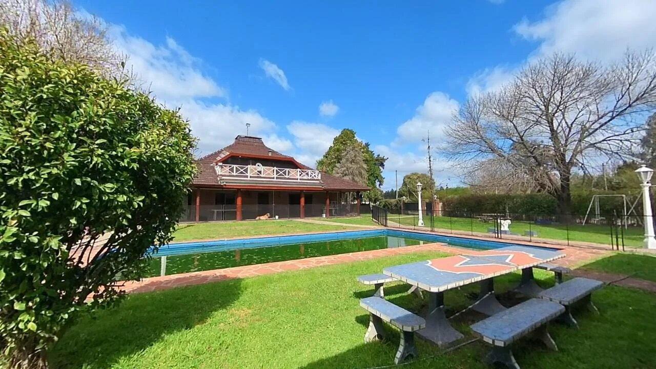 Foto de Casa quinta de 7 ambientes con pileta y quincho en Tortuguitas, imagen 5