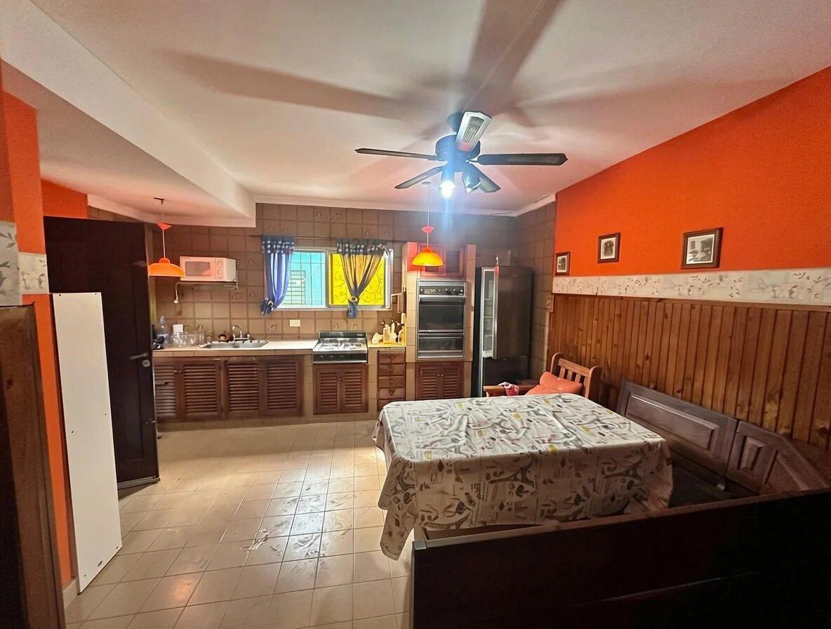 Foto de Venta PH Chalet 8 ambientes multifamiliar jardín cochera oportunidad, imagen 2
