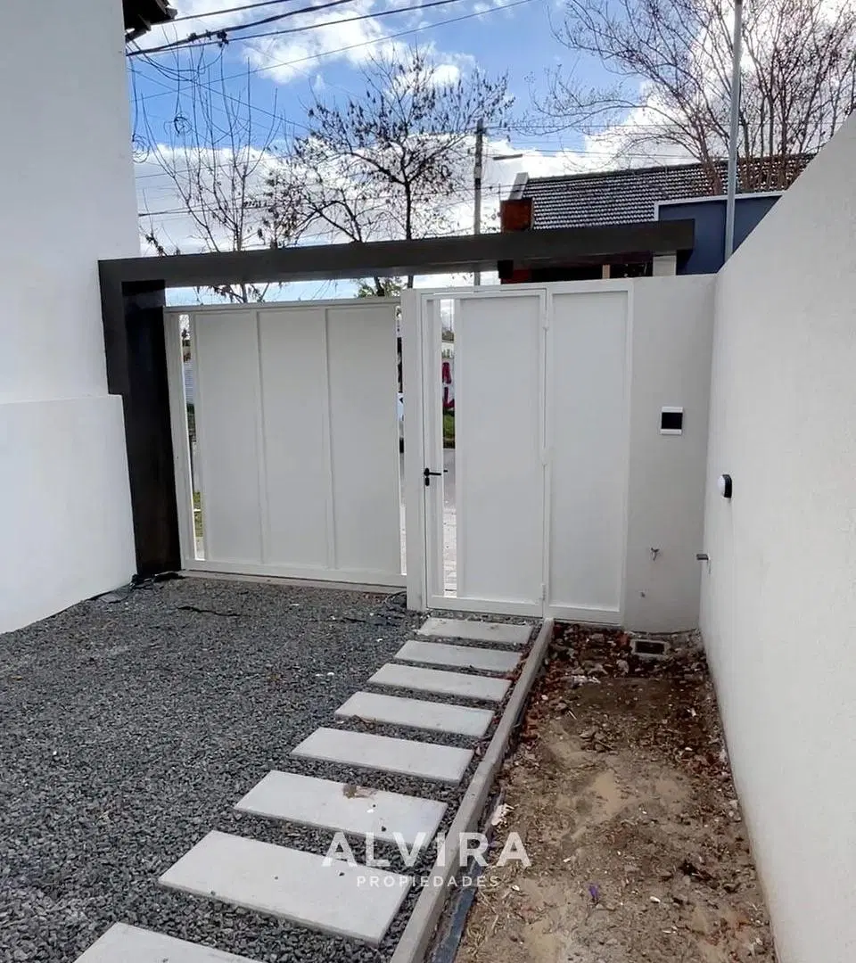 Alquiler de PH al frente tipo duplex de 3 dorm 5