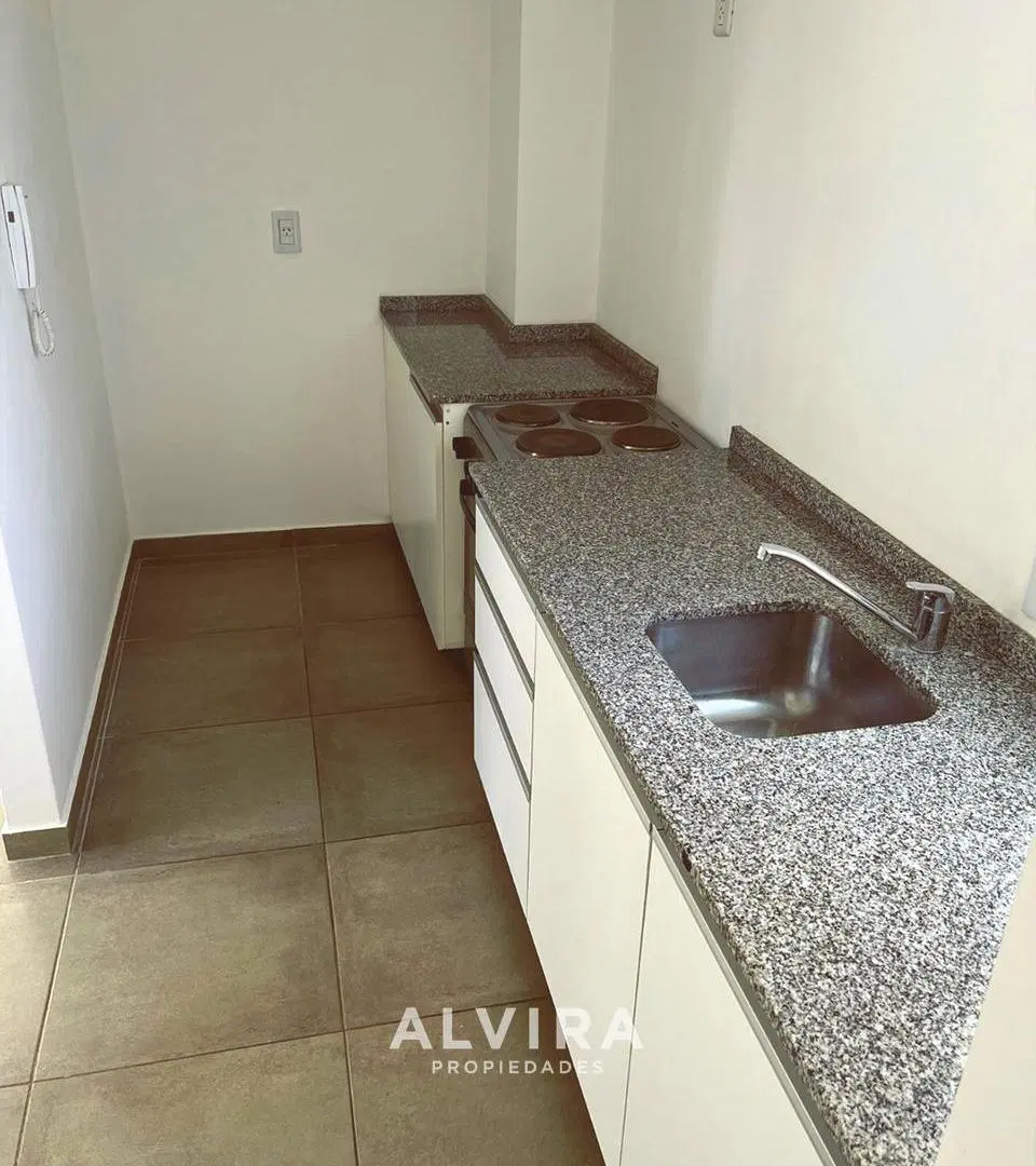 Venta Departamento 1 Dorm La Plata 3