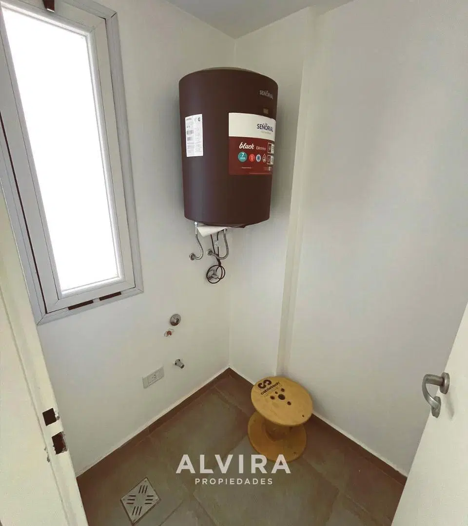 Venta Departamento 1 Dorm La Plata 8