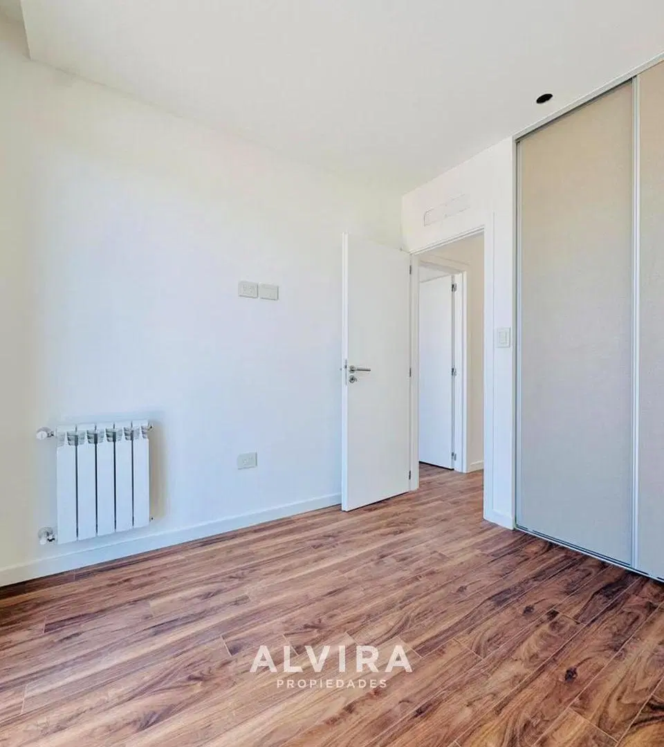 Departamento en alquiler de 2 dormitorios La Plata 1