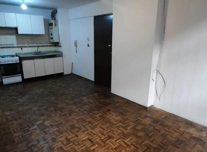 DEPARTAMENTO 1 DORMITORIO PLENO CENTRO EXPENSAS BAJAS 2