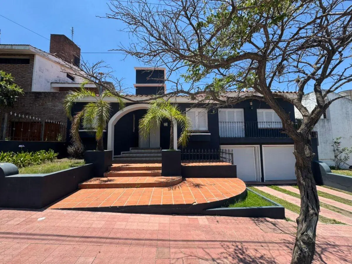 ALQUILO hermosa casa ubicada en PARQUE CHACABUCO impecable ubicacion privilegiada 8