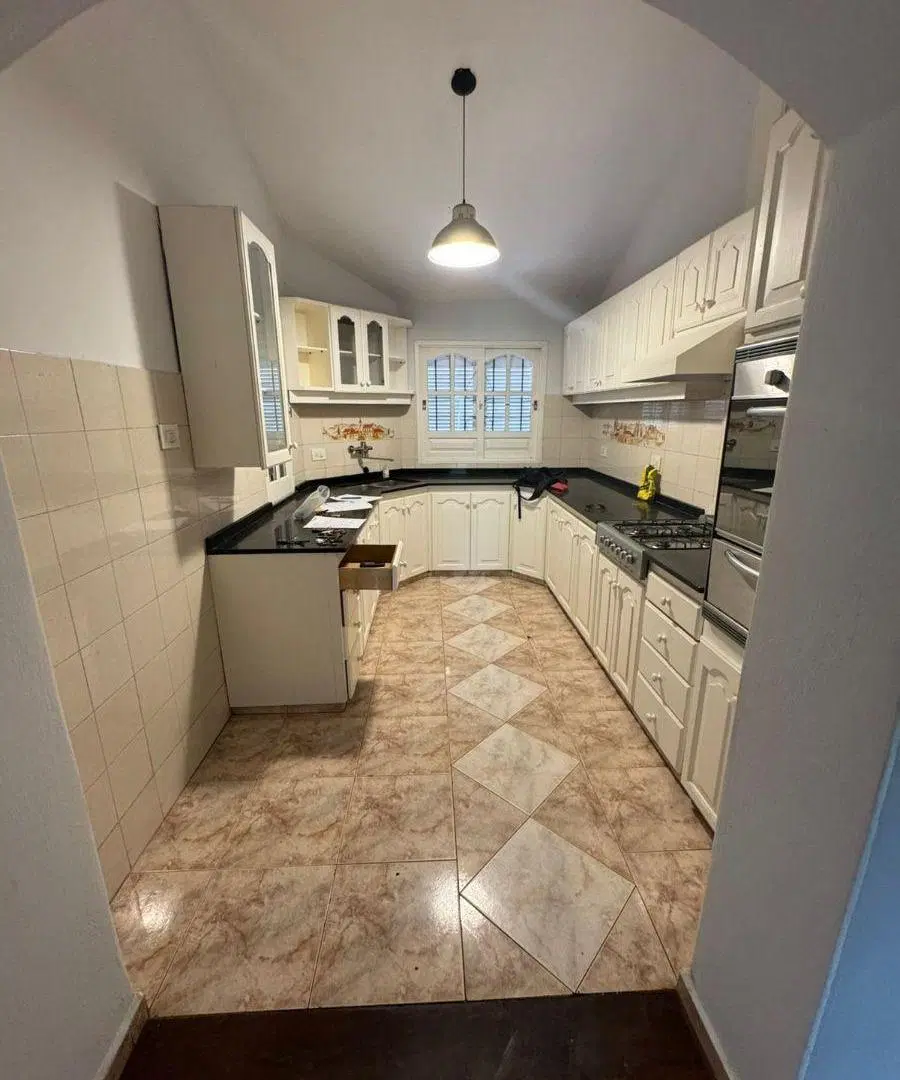 ALQUILO hermosa casa ubicada en PARQUE CHACABUCO impecable ubicacion privilegiada 4