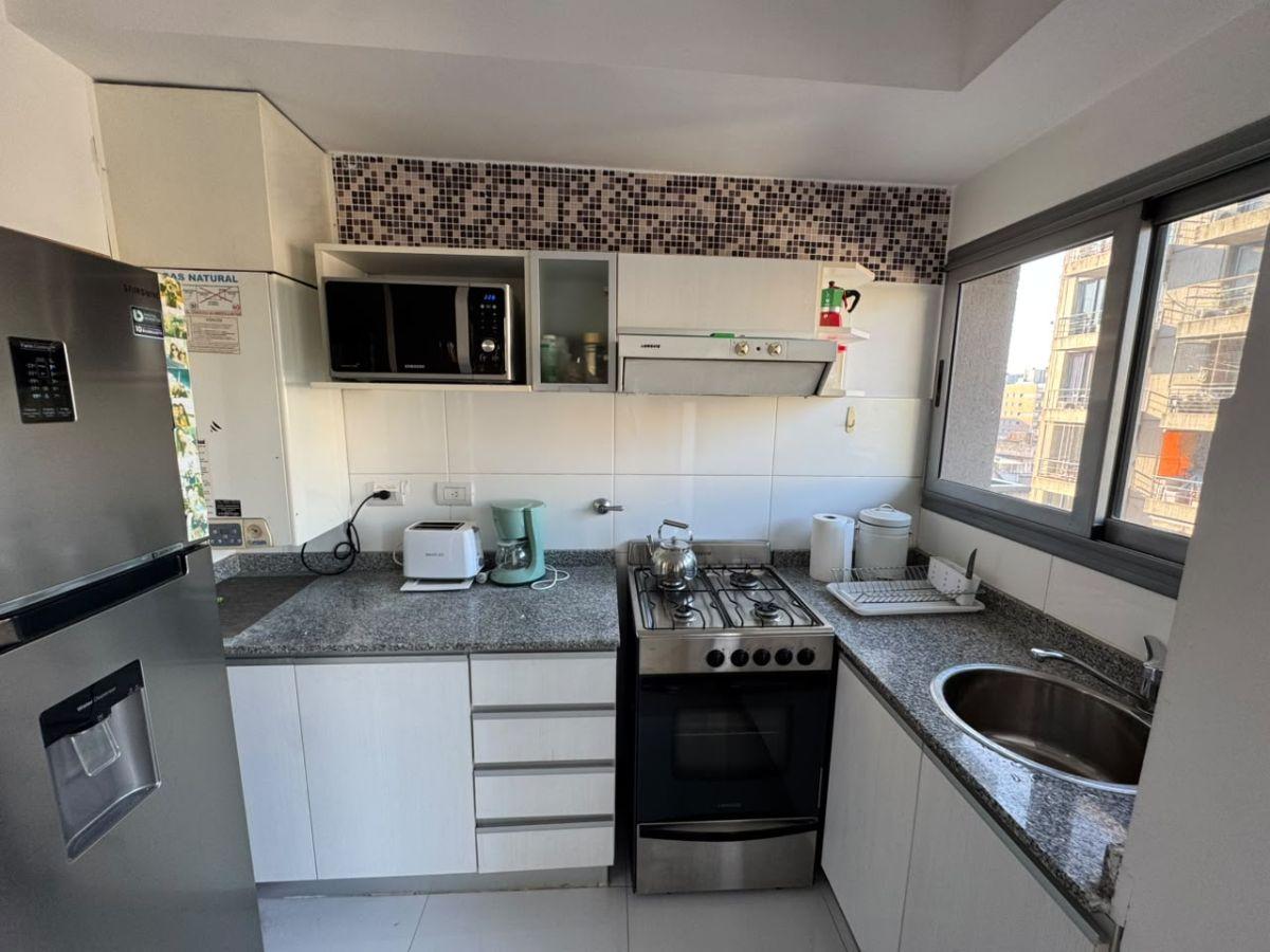 Foto de Semipiso de 1 dormitorio - AMOBLADO - Edificio con jacuzzi y parrillero, imagen 4