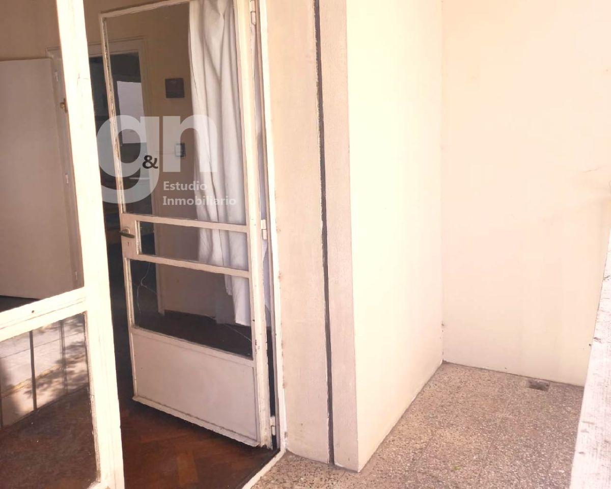 Foto de Departamento (piso) con 2 dormitorios en alquiler en Centro sin expensas, imagen 4