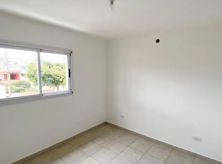 Departamento en barrio Las Flores, Río Tercero 3