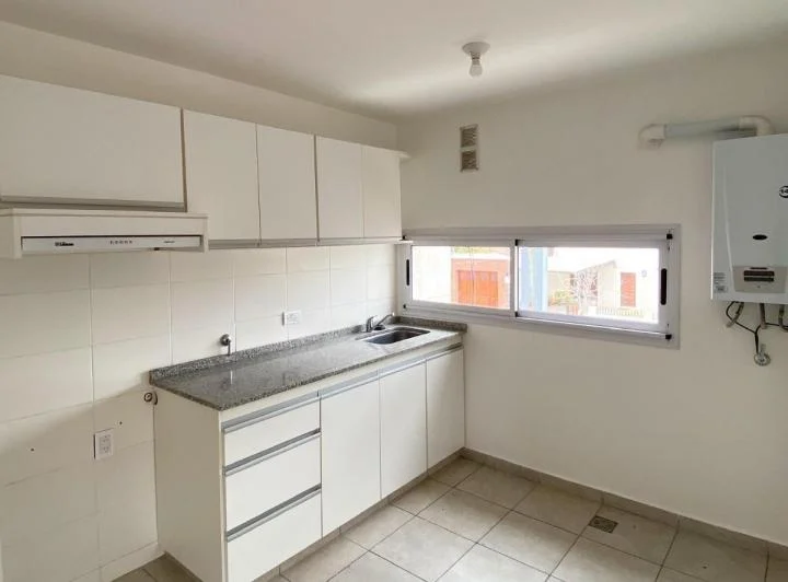 Departamento en barrio Las Flores, Río Tercero 2