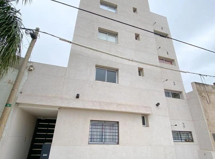 Departamento en barrio Las Flores, Río Tercero 4