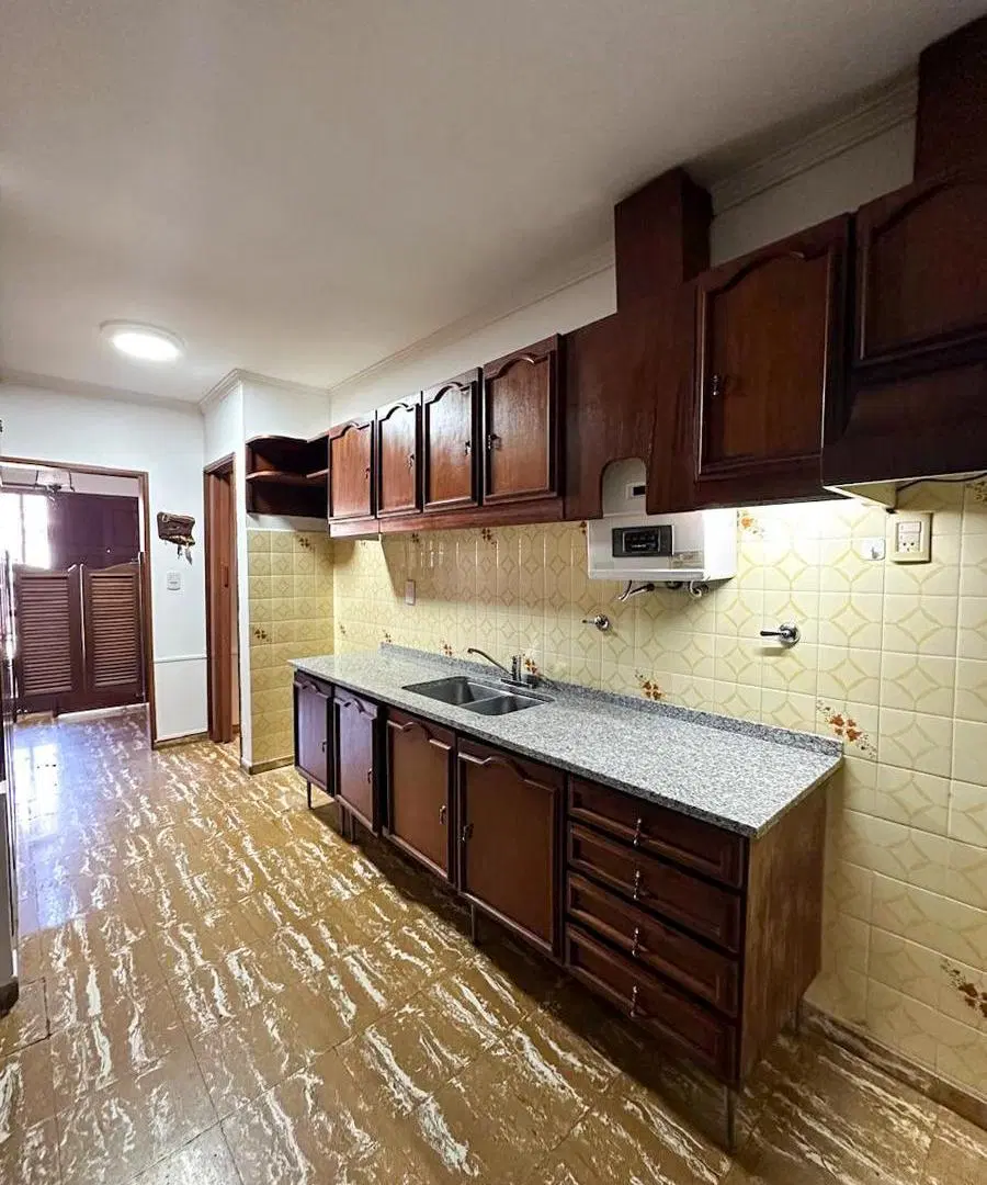 Casa de 3 dormitorios en barrio Las Violetas 3
