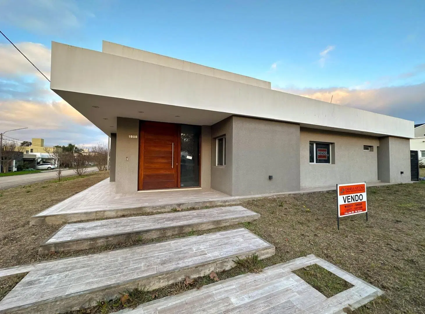 Gran Propiedad en venta sobre Av. Buenos Aires - Tierras del Fundador, Almafuerte 5