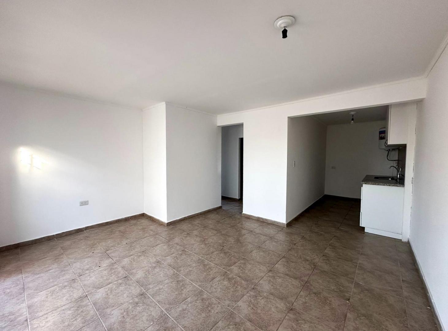 Foto de Departamento en Guillermo Marconi - Barrio Escuela, imagen 1