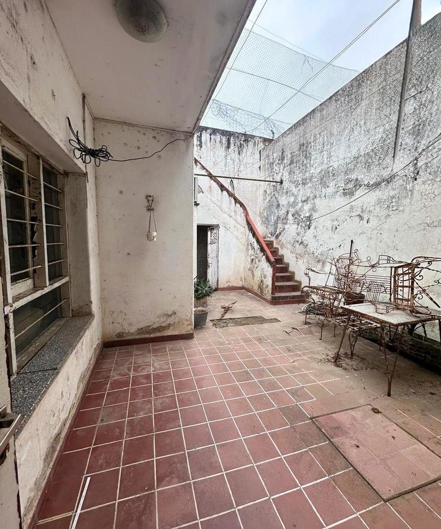 Foto de Oportunidad de inversión: Casa en venta sobre General Paz, imagen 5
