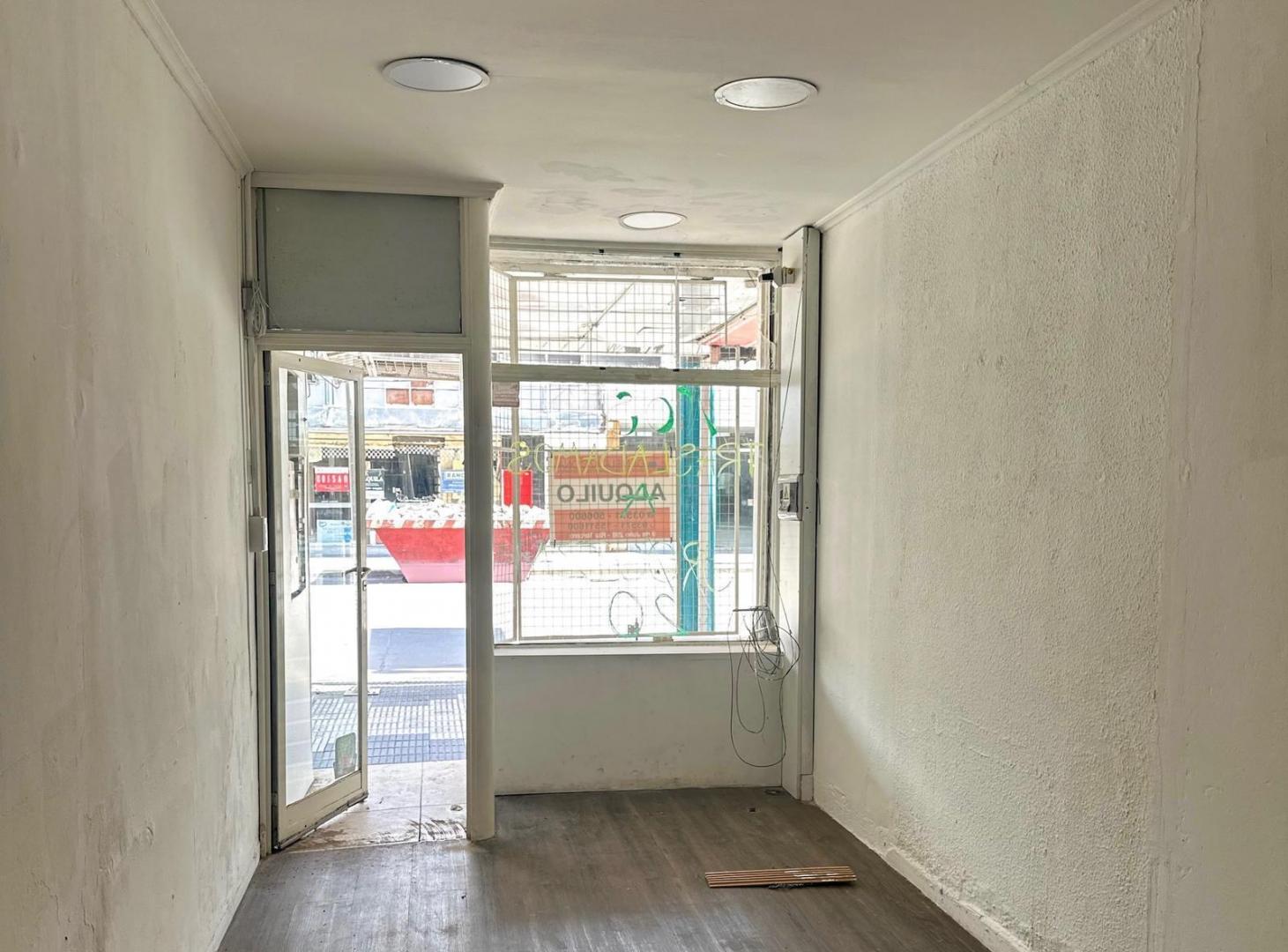 Foto de Local comercial en pleno centro sobre calle Libertad, imagen 2