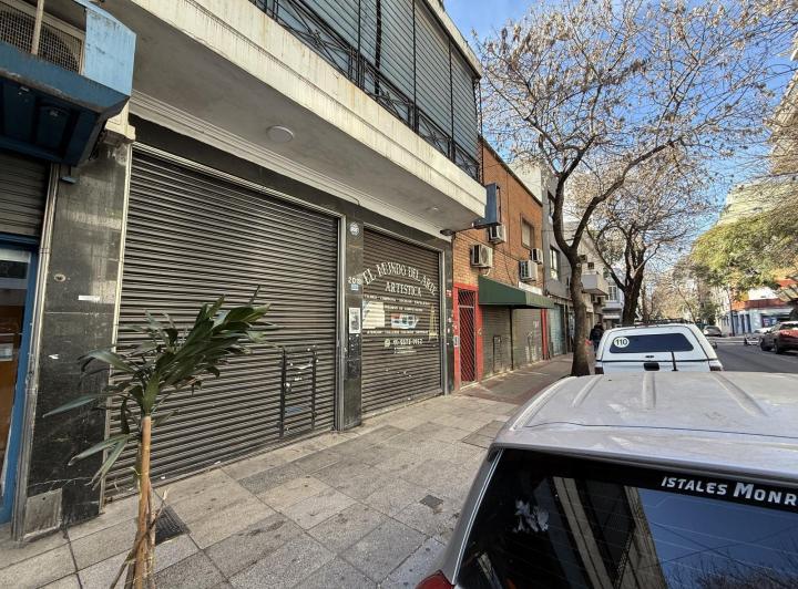 Local en Barrio Chino apto todo rubro 5