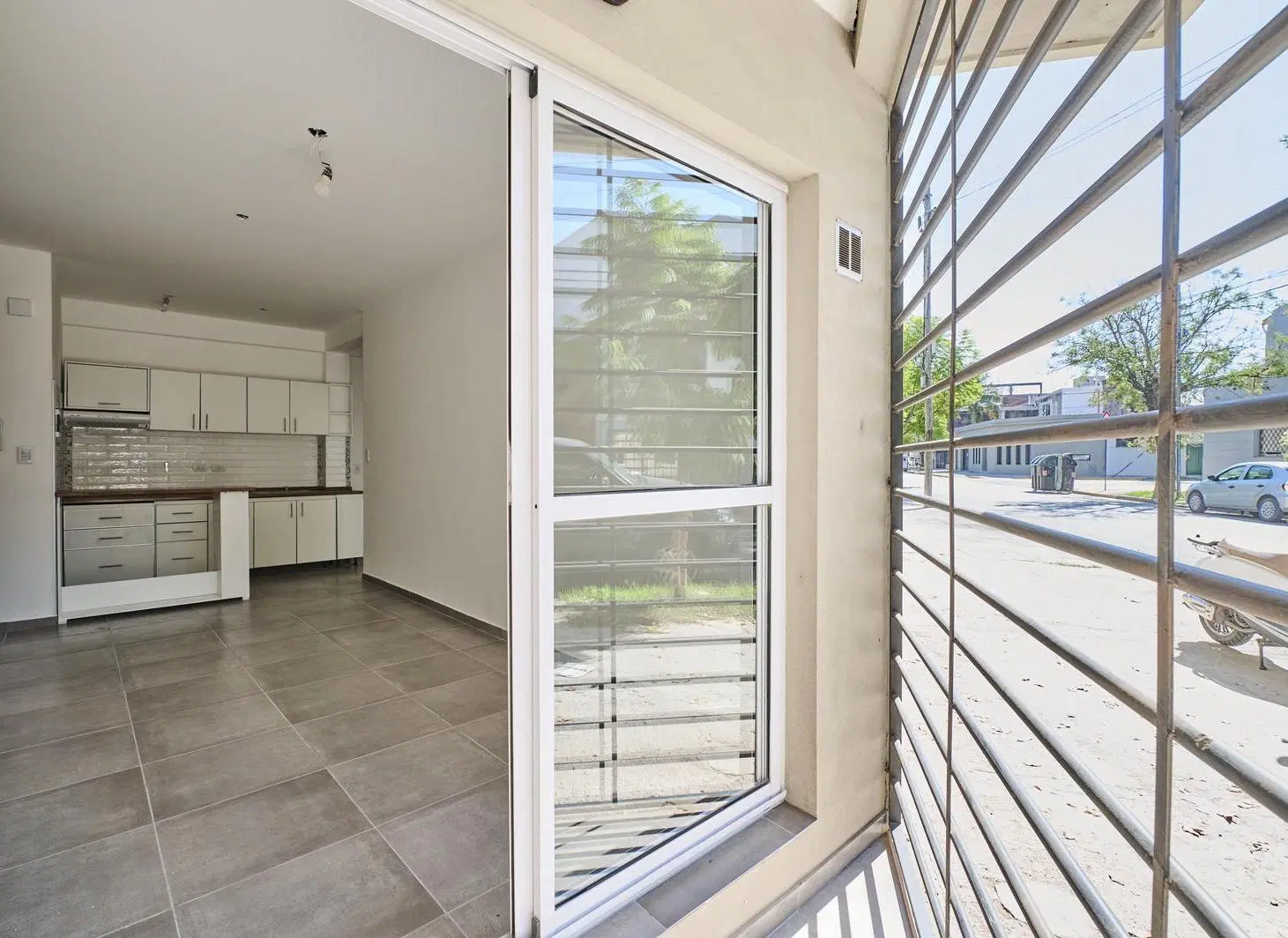 Departamento 3 Amb con terraza a estrenar en Versalles 2